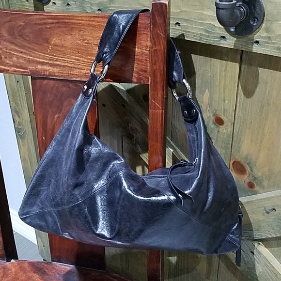 HOBO Handbags - HOBO LEATHER BAG